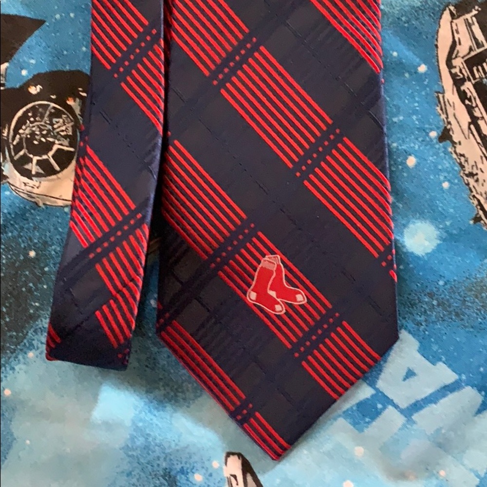 Boston Red Sox Men’s Tie